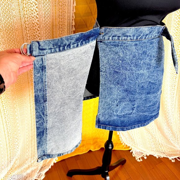 THE PEOPLE Vs. Acid Wash Denim Wrap Mini Skirt with Pockets | Size M | Retro Y2k - Picture 13 of 17